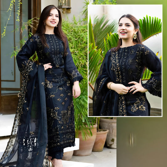 Luxury Chiffon Collection Heavy Embroidered Dress With Chiffon Embroidered Dupatta SM-20